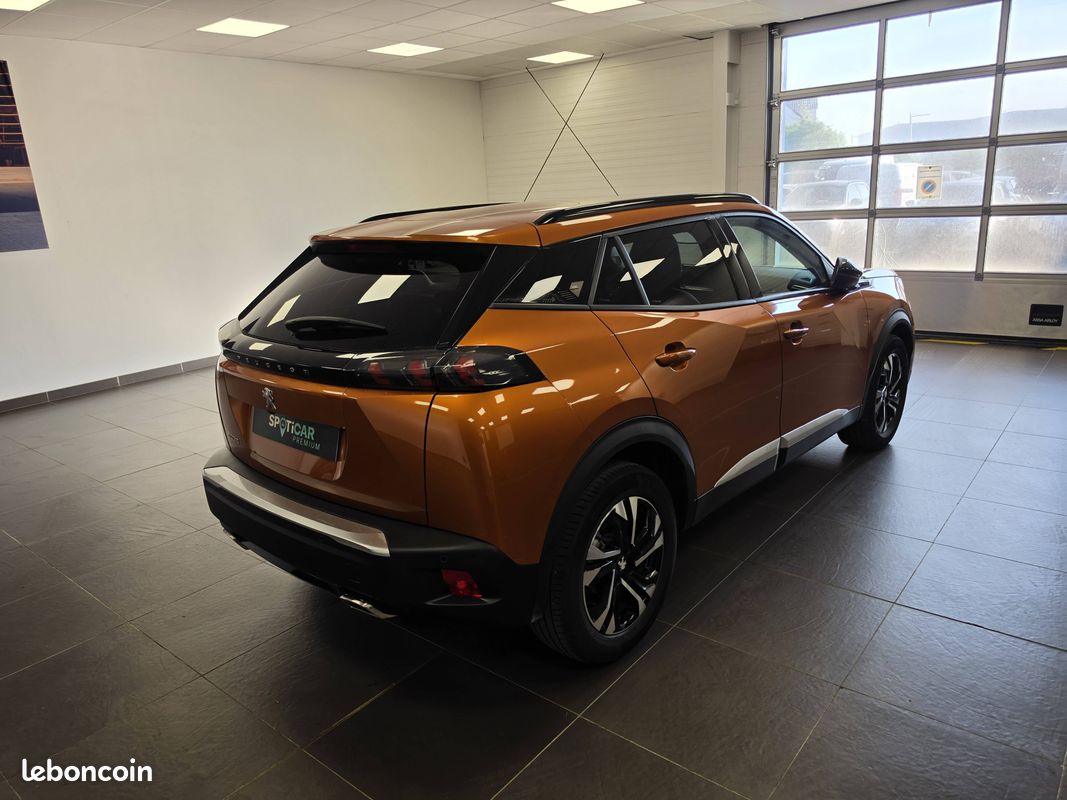 PEUGEOT 2008 PureTech 130 S&S EAT8 Roadtrip (image 6)