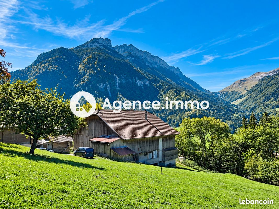 Maison 7 pièces 185 m² · à Glières-Val-de-Borne · 185 m² · 649 000 €
