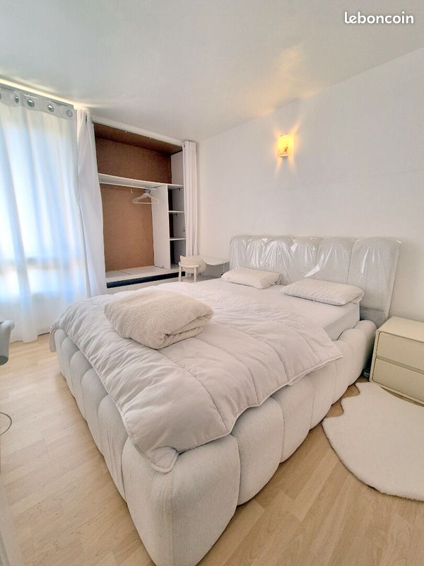 Appartement 1 pièce 10 m² · à Élancourt · 10 m² · 495 €/mois