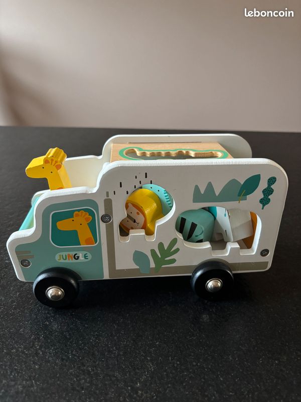 Camion d'encastrement en bois Vert Baudet (image 8)