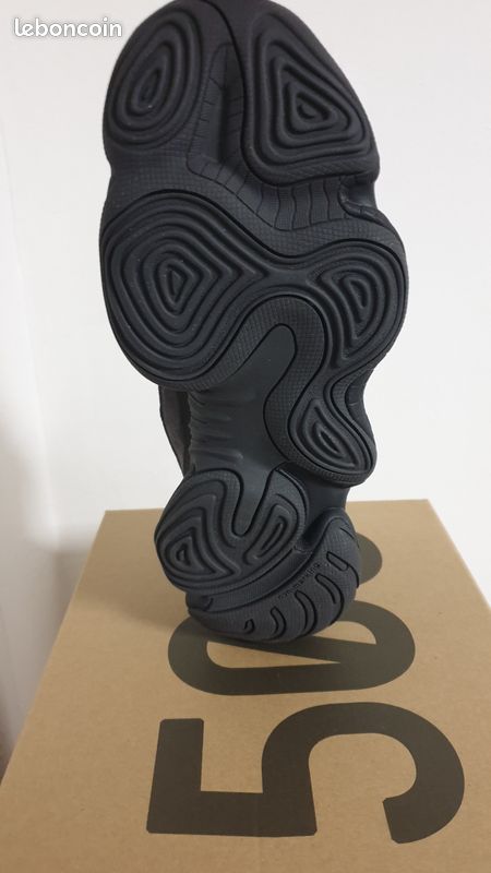 Adidas Yeezy 500 Utility Black taille 41EU / 8US ( NEUF ) (image 6)