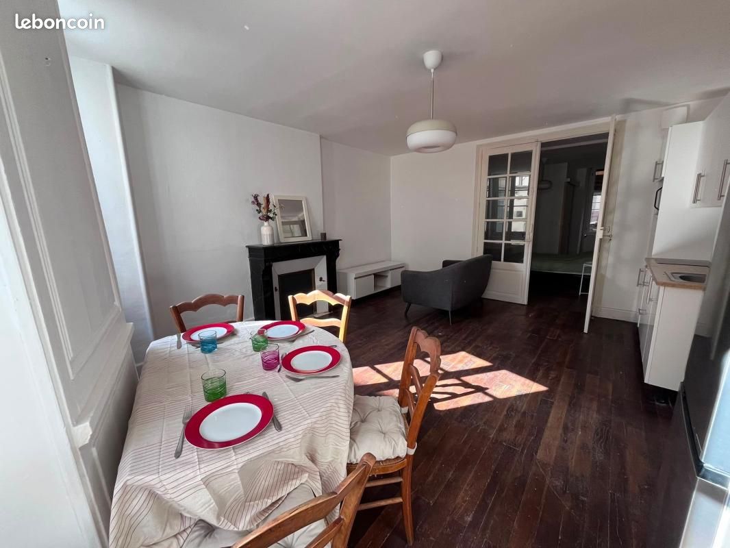 Appartement 2 pièces 40 m² · à Poitiers · 40 m² · 600 €