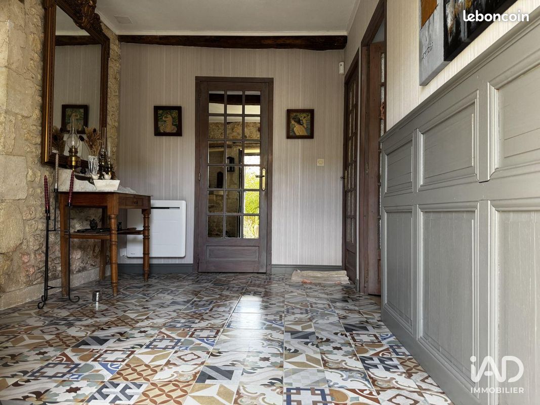 Maison 4 pièces 172 m² à Saint-Bonnet-sur-Gironde