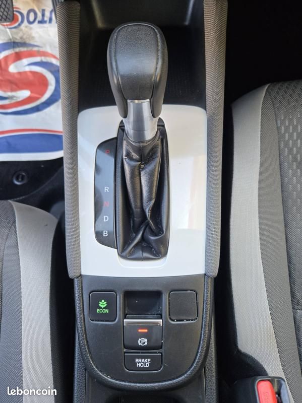 Honda Jazz Crosstar 1.5 i-MMD 109ch e:HEV Exclusive (image 13)