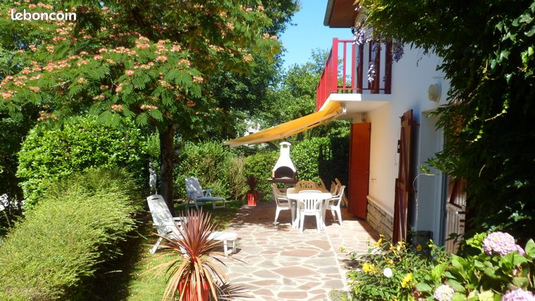 200 euros du 3/05 au 08 GD T2 plein sud à 5 Km de Saint Jean de Luz avec terrasse et parking
