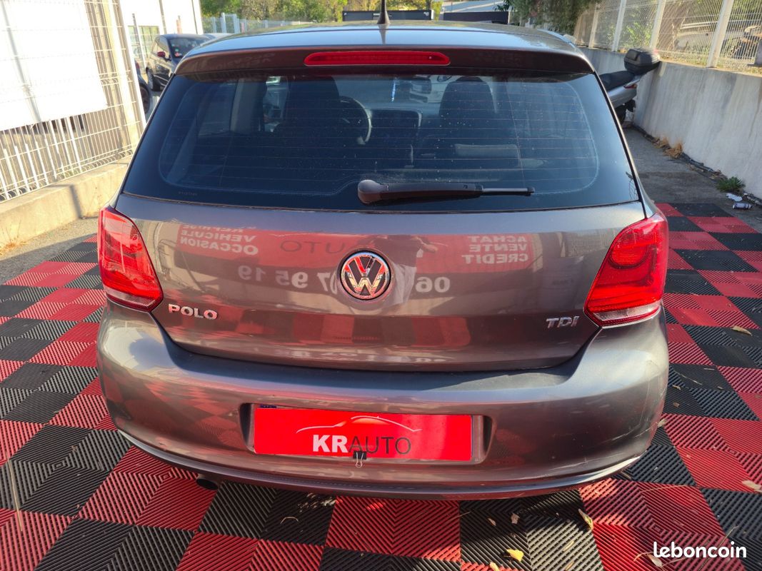 Volkswagen POLO V Style DSG 1.6 tdi 90 cv carplay a saisir (image 2)