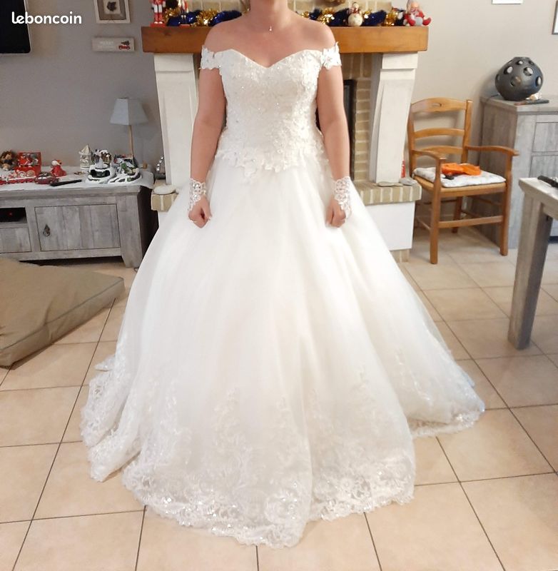 Robe de mariée (image 1)