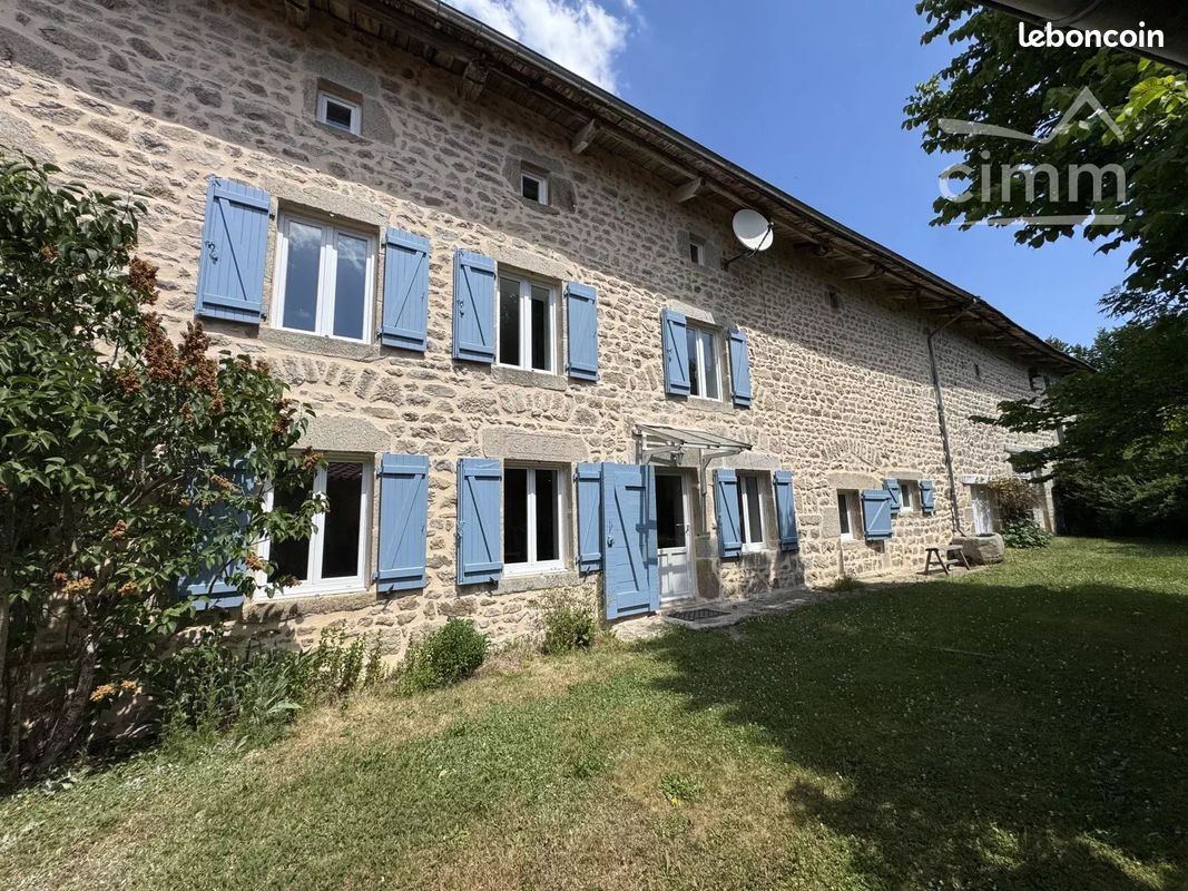 Maison 6 pièces 155 m² · à Fournols · 155 m² · 199 000 €