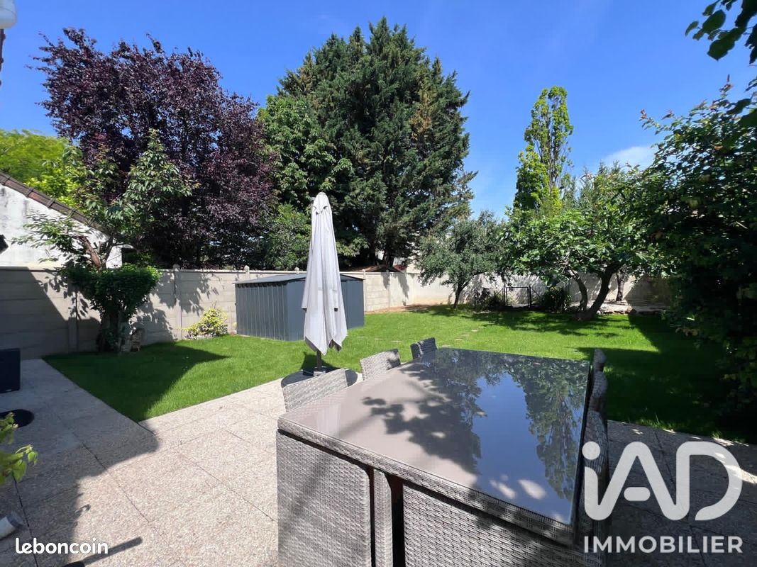 Maison 7 pièces 143 m² · à Paray-Vieille-Poste · 143 m² · 489 500 €
