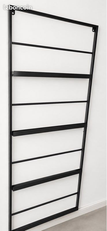 Support livres mural noir (image 1)