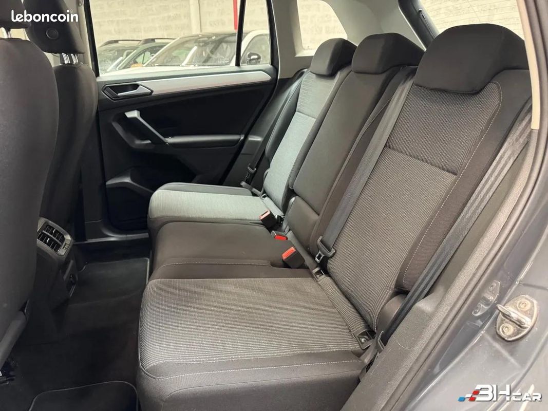 Volkswagen Tiguan 2.0 TDI 150ch BUSINESS DSG 7 / Attelage / (image 21)