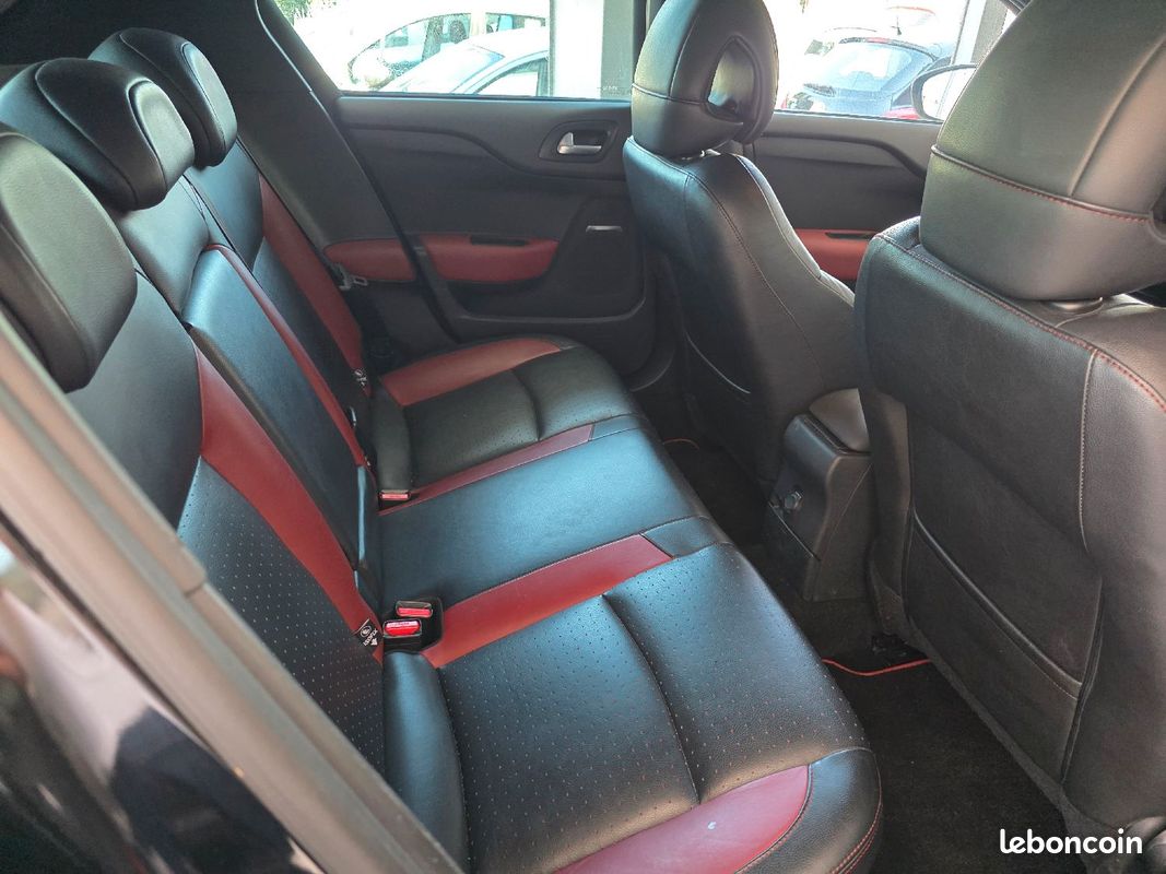 Citroen ds4 1.6 thp 200ch sport chic annee 2011 91000km (image 8)