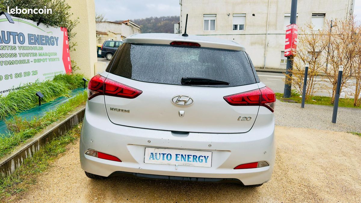 PAYEZ EN 3,4 OU 10 FOIS * HYUNDAI I20 II 1.2i 84CV CREATIVE * GARANTIE 12 MOIS (image 3)