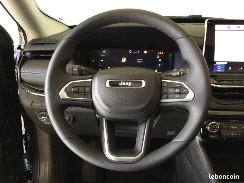 Jeep Compass 1.3 Turbo T4 240ch PHEV 4xe Summit AT6 eAWD (image 13)