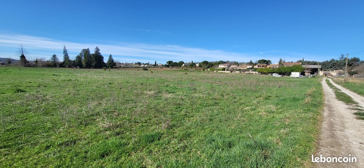 Terrain 221 m² Manosque · 125 000 €