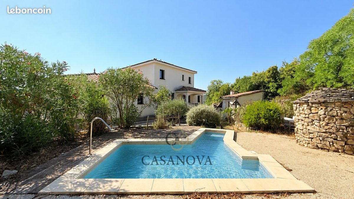 Maison 13 pièces 370 m² · à Lodève · 370 m² · 750 000 €