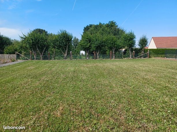 Terrain 592 m² Mamers