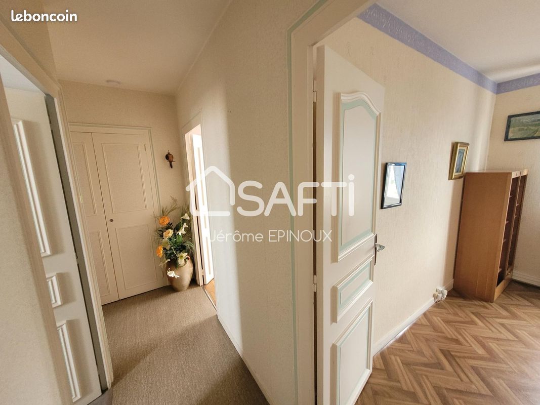 Maison 5 pièces 83 m² - Châtellerault 86100 (image principale 11)