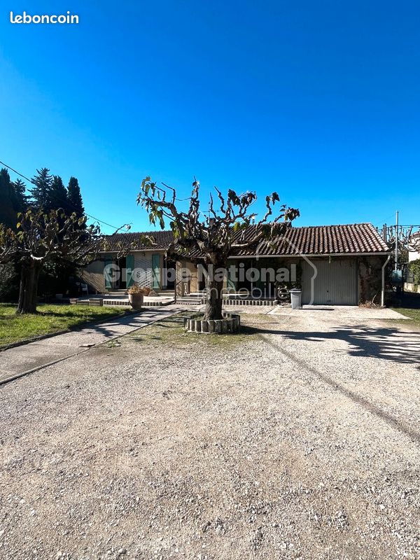 Maison 5 pièces 131 m² · à Rognonas · 130,8 m² · 1 450 €/mois