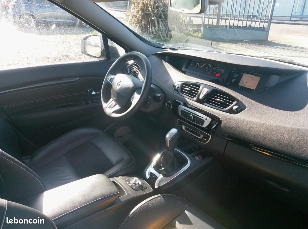 Renault Scénic III dCi 110 Bose Edition EDC (image 5)