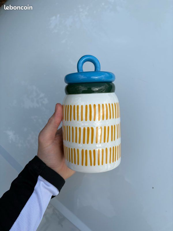 Pot à couvercle en céramique rayé jaune moutarde & bleu – Déco cuisine & rangement vintage (image 1)