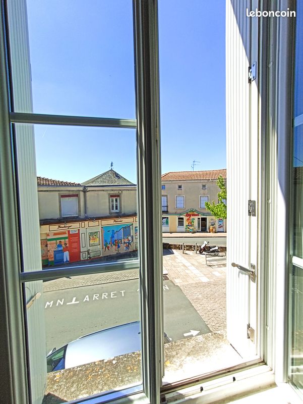 Appartement 1 pièce 12 m² · à Montaigu-Vendée · 12 m² · 290 €/mois