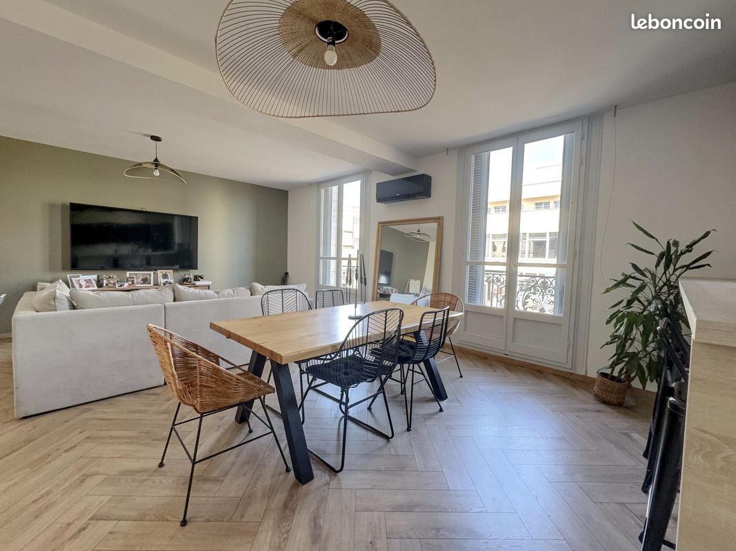 Appartement 5 pièces 135 m² · à Béziers · 135 m² · 180 000 €
