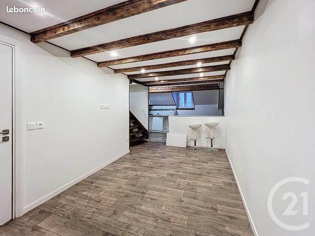 Immeuble 110 m² · à Corbeil-Essonnes · 110 m² · 195 900 €