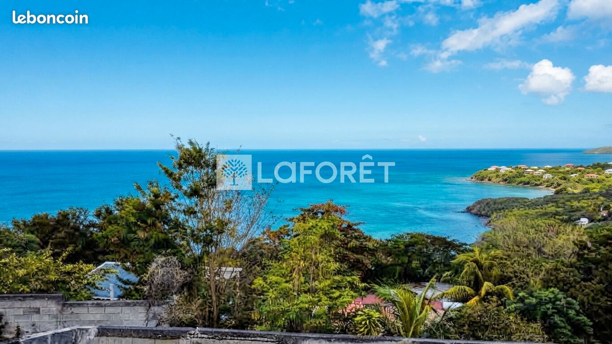 Terrain 7000 m² · à Bouillante · 7 000 m² · 335 720 €