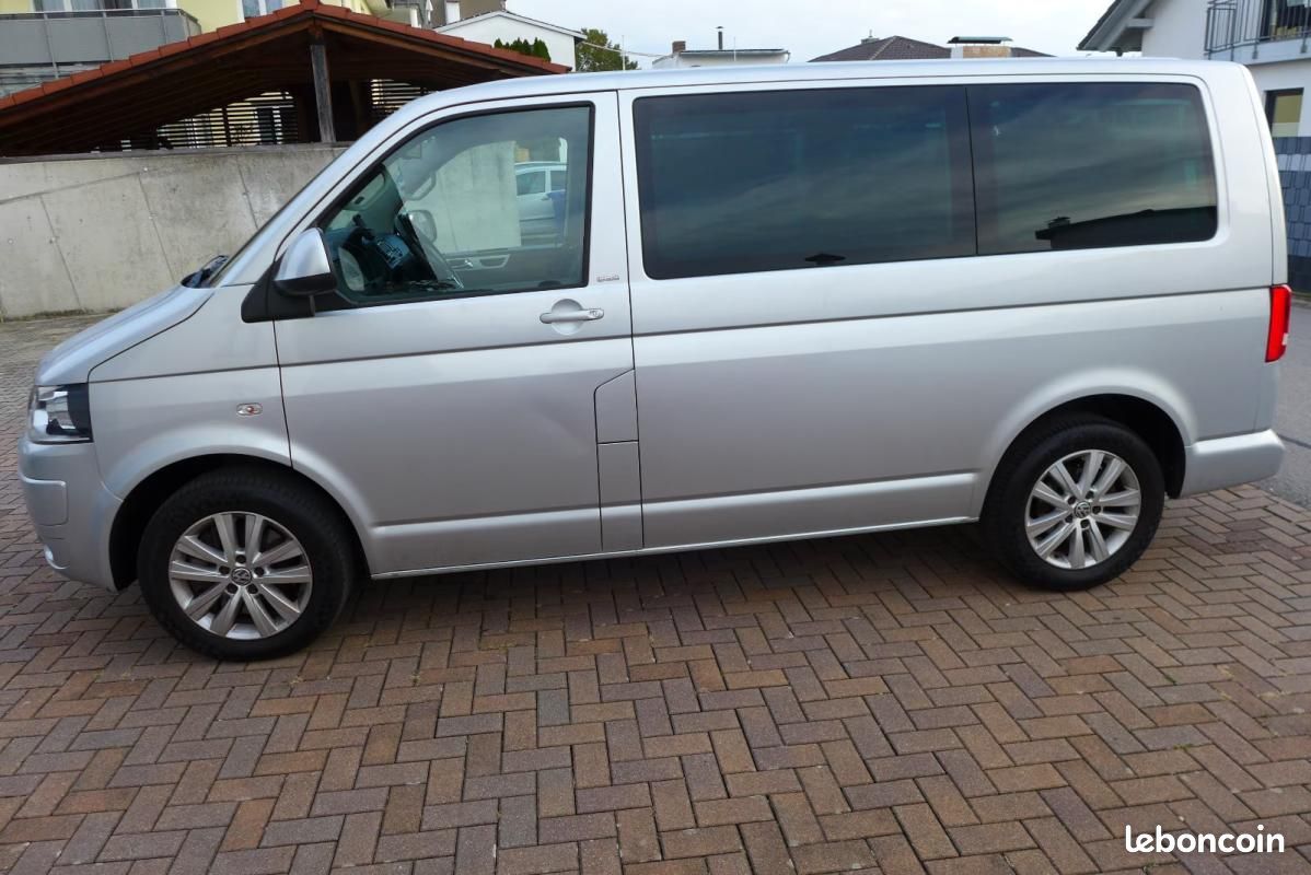 Volkswagen T5 Multivan 2.0 BiTDI Match | 179 ch BVM 7 places Table Chauffage stationnaire Sièges ... (image 6)