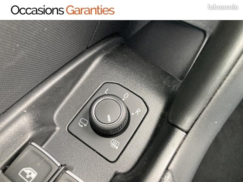 Audi A1 Sportback 30 TFSI 116ch S line S tronic 7 (image 27)