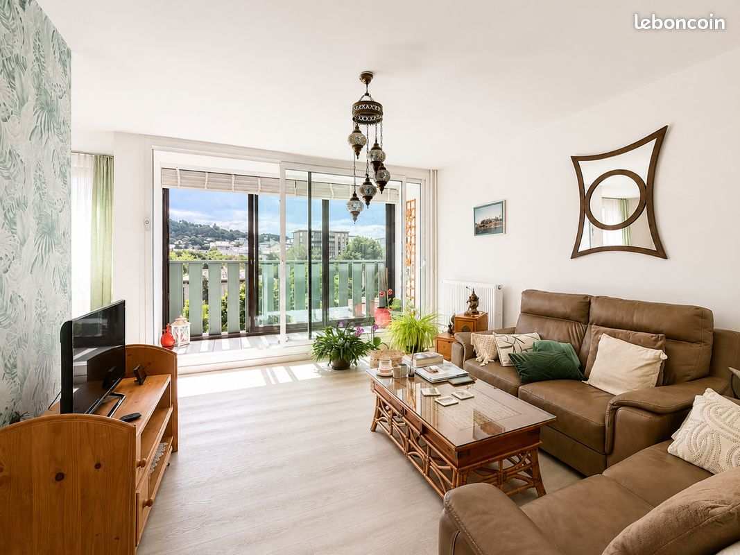 Appartement 4 pièces 80 m² · à Annemasse · 80 m² · 230 000 €