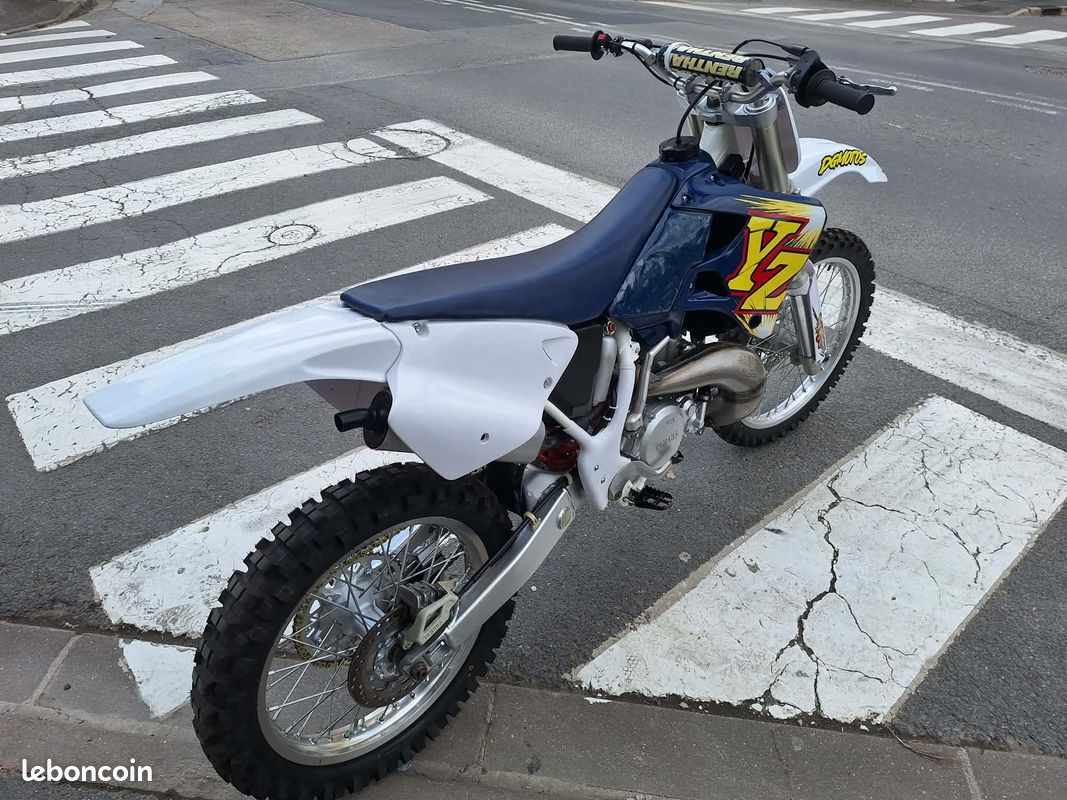 Yamaha yz 250 restauration complete effectuee (image 5)
