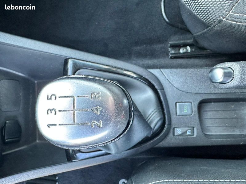 Renault CLIO IV 1.5 DCI 75CH ENERGY BUSINESS 5P EURO6C (image 22)