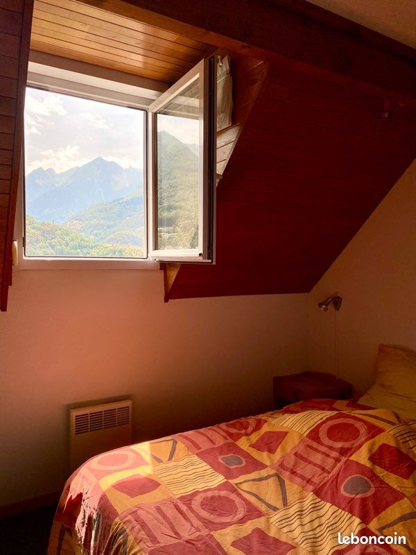 Duplex vue panoramique sur la vallée de Luz-Saint-Sauveur (image 11)