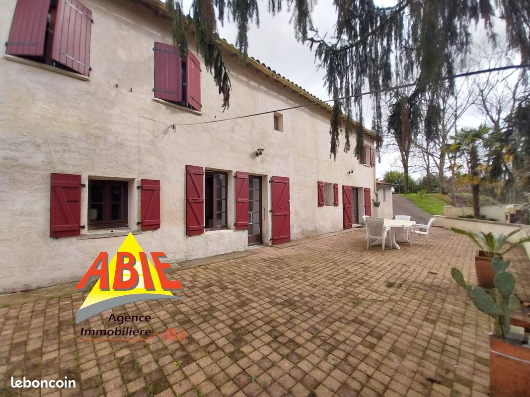 Maison 4 pièces 133 m² - Coulonges-sur-l'Autize 79160 (image 2)