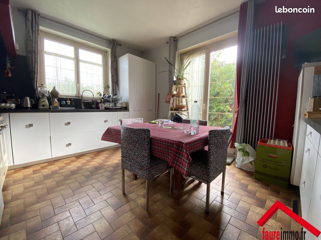 Maison 8 pièces 190 m² - Donzenac 19270 (image 3)