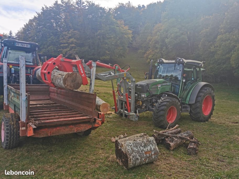 Chargeur Quicke Occasion : Trouvez Votre Allié Agricole Idéal ! () Chargeur Quicke Occasion : Trouvez Votre Allié Agricole Idéal !