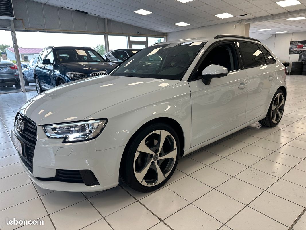 Audi A3 III (2) SPORTBACK 30 TFSI 116 (image 1)