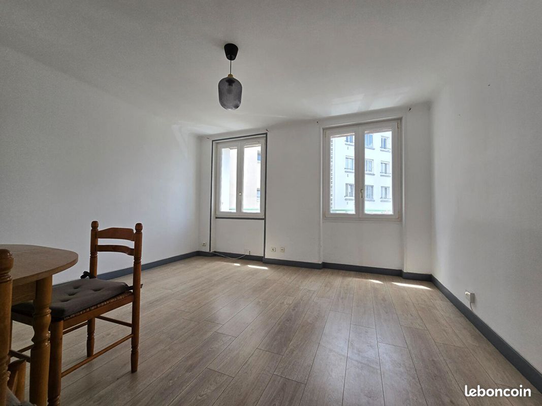 Appartement 3 pièces 54 m² · à Brest · 54 m² · 590 €/mois