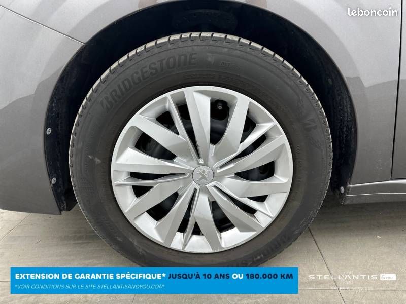 Peugeot 208 PureTech 75 S&S BVM5 Like (image 14)