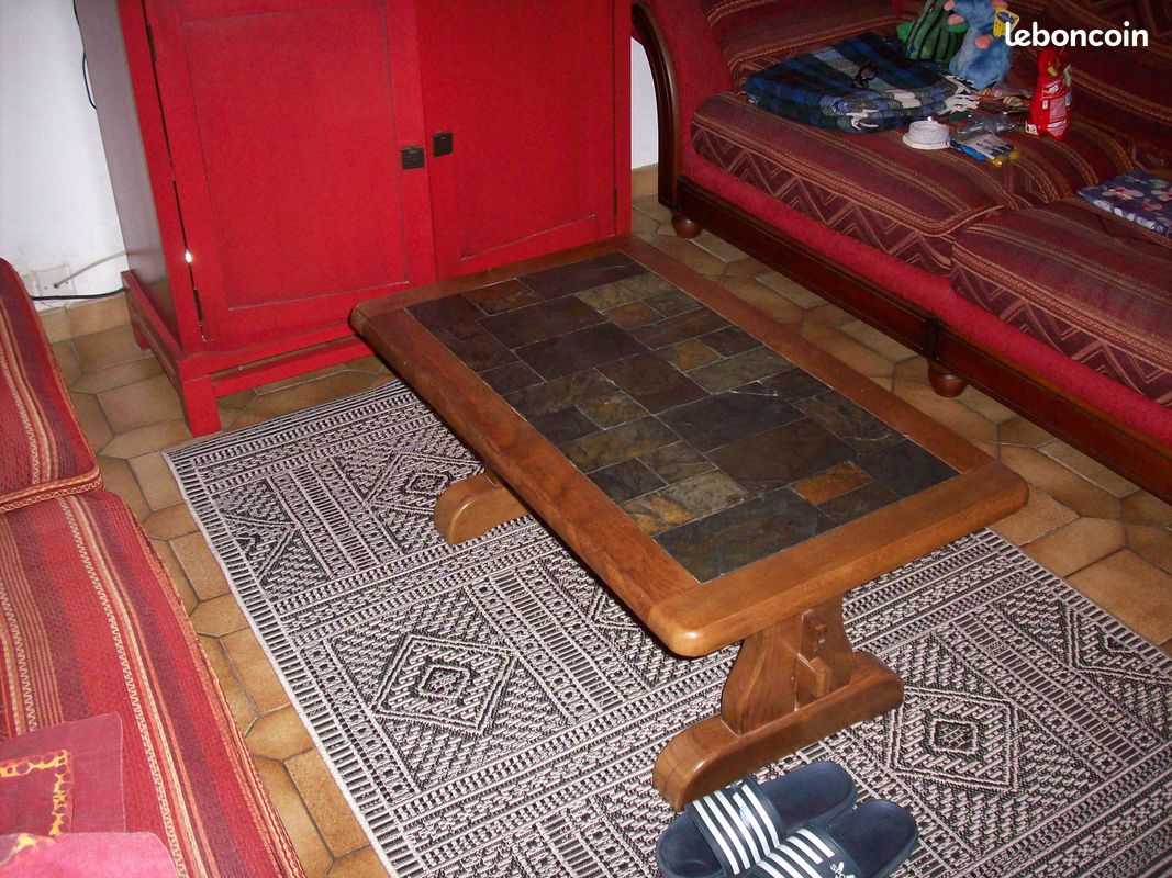 Table basse + deux canapés (pour débutant) (image 2)