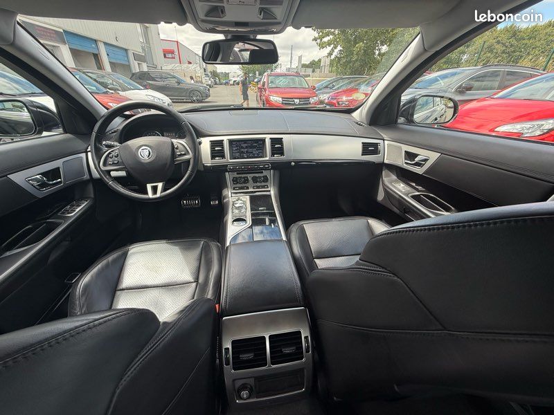 Jaguar xf (2) 3.0 v6 d 240 luxe (image 6)