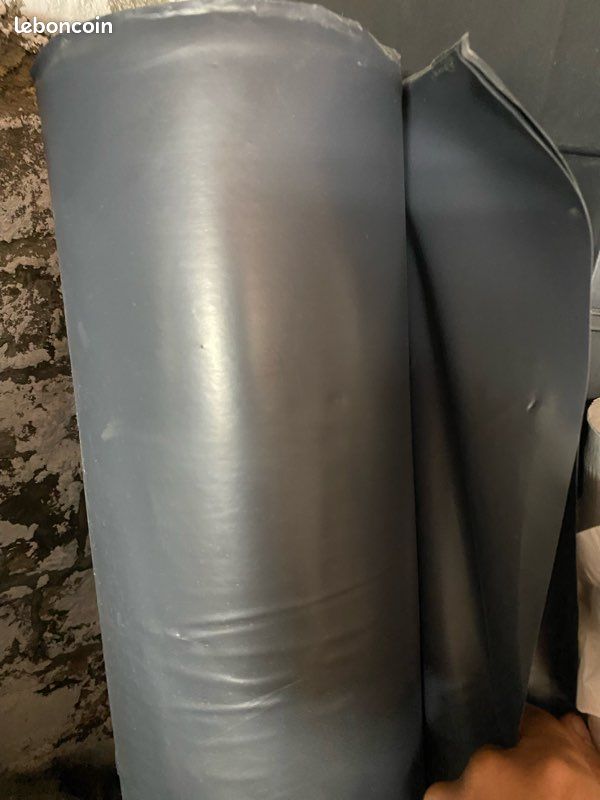 Polyane sous dalle béton 165m2 - Bricolage