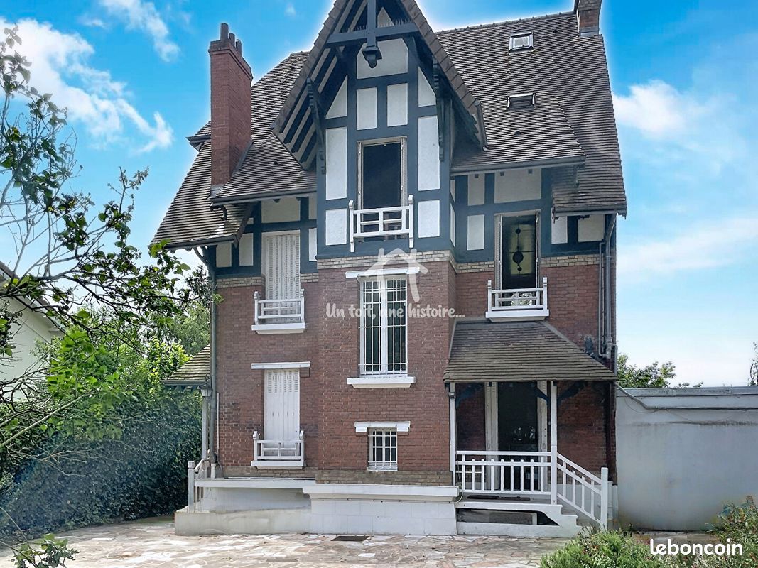 Maison 7 pièces 209 m² · à Saint-Cloud · 209 m² · 1 800 000 €