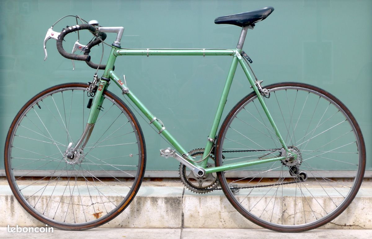 Cadre de velo super vitus 971 - Équipements vélos
