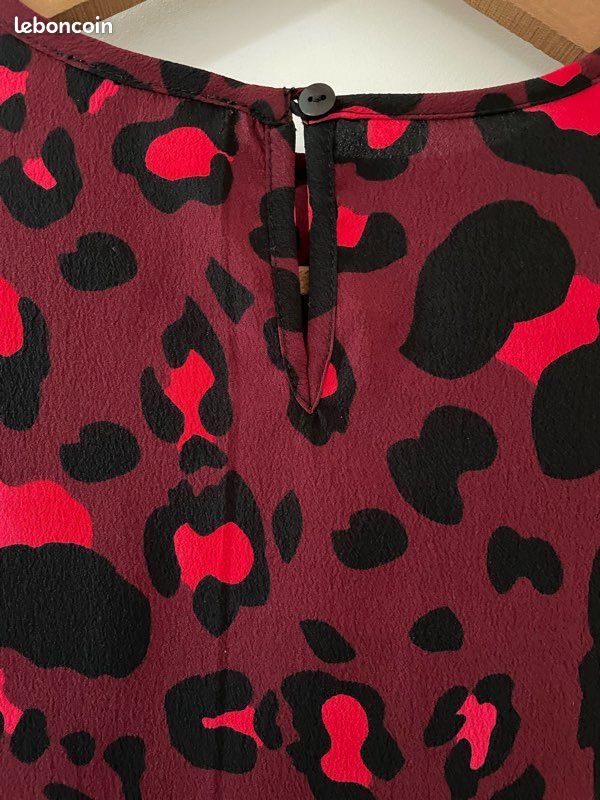 Damart Blouse imprimer léopard rouge/noir (image 5)