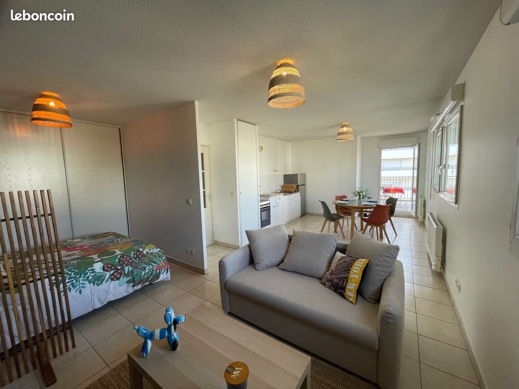 Maison 1 pièce 43 m² · à Villeurbanne · 43 m² · 960 €