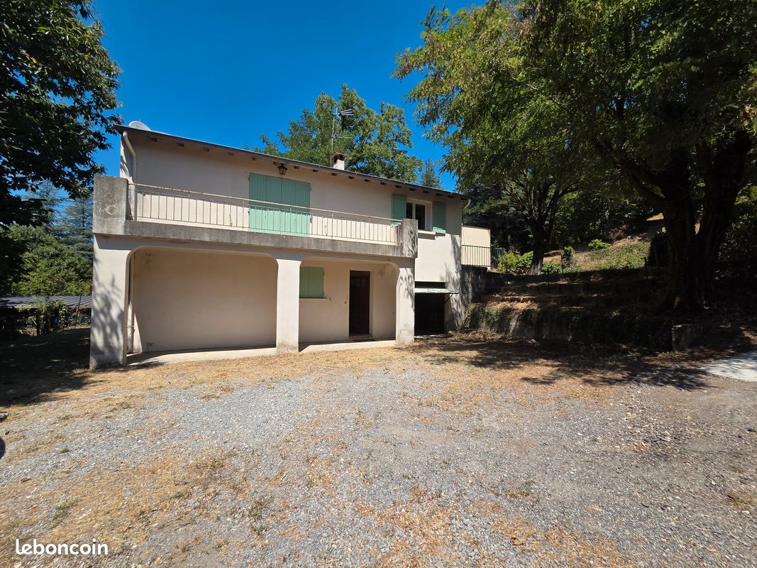 Maison 4 pièces 107 m² · à Saint-Jean-du-Gard · 107 m² · 850 €