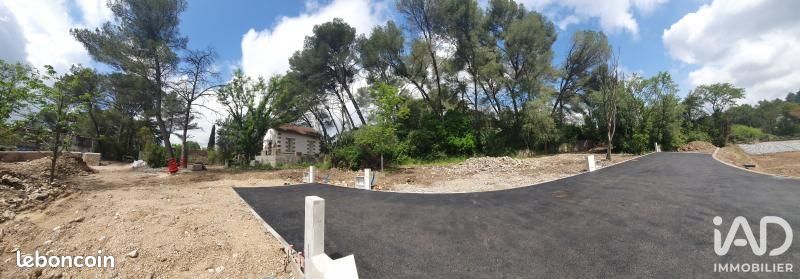Terrain 387 m² · à Nîmes · 387 m² · 149 900 €